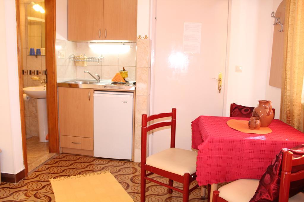 Guest House Tomanovic Herceg Novi Esterno foto