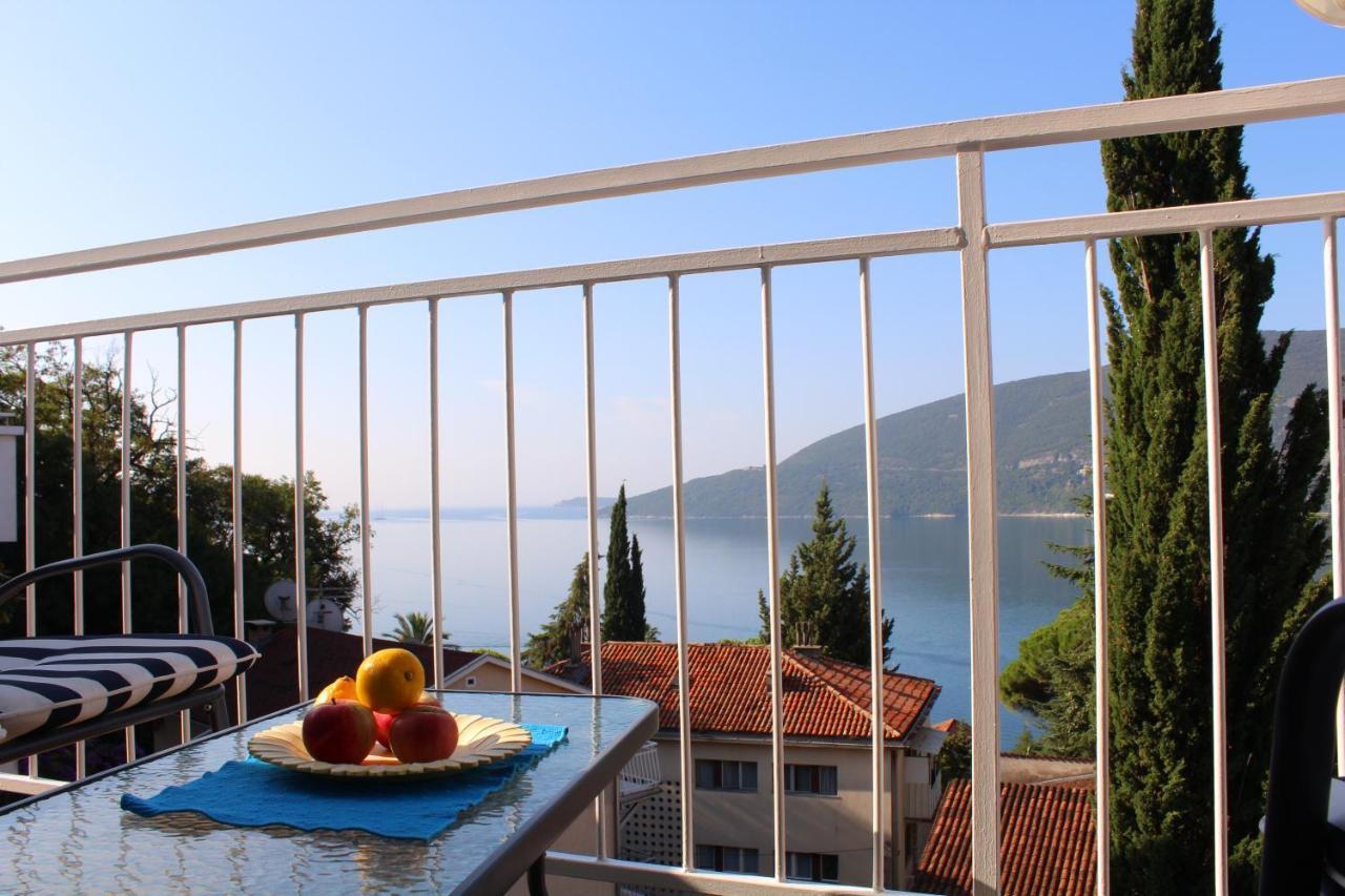 Guest House Tomanovic Herceg Novi Esterno foto