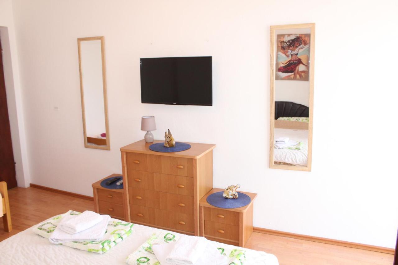 Guest House Tomanovic Herceg Novi Esterno foto