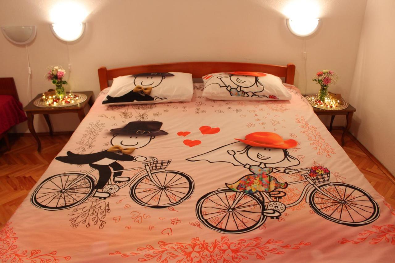 Guest House Tomanovic Herceg Novi Esterno foto