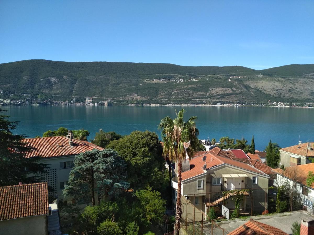 Guest House Tomanovic Herceg Novi Esterno foto